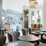 1er Etage Opéra Hotel Parigi